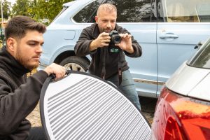 Beispielfoto: Gutachter bei der Arbeit.
